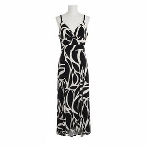 Elegant Black and White Maxi Dress